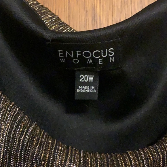 Beautiful gold, silver, and black dress - Picture 4 of 5